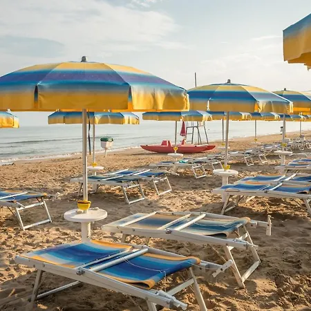 Marechiaro - Direttamente Sul Mare Otel San Menaio