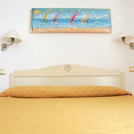 Marechiaro - Direttamente Sul Mare 3* San Menaio