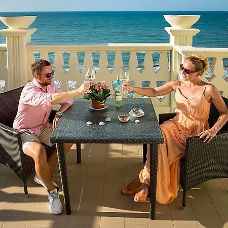 Marechiaro - Direttamente Sul Mare 3*