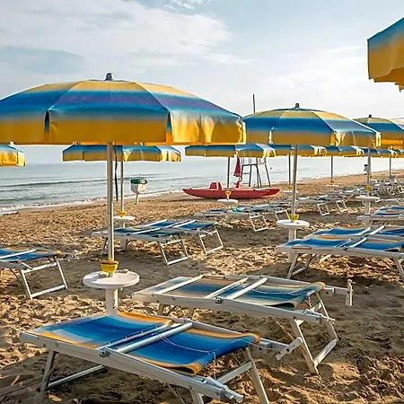 Marechiaro - Direttamente Sul Mare 3*