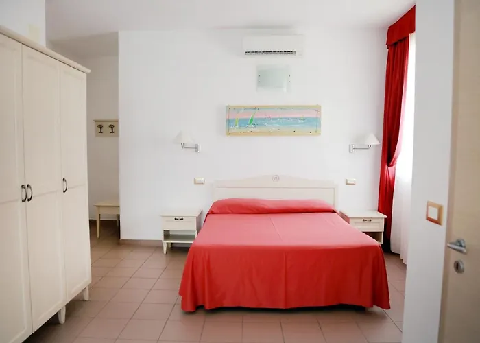 Отель Marechiaro - Direttamente Sul Mare 3*